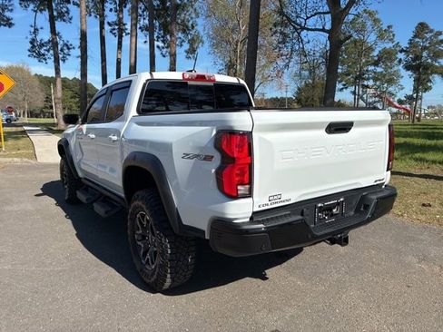 Used 2025 Chevrolet Colorado ZR2 image 5