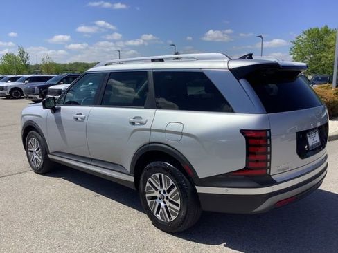 New 2026 Hyundai Palisade SEL Premium FWD image 7