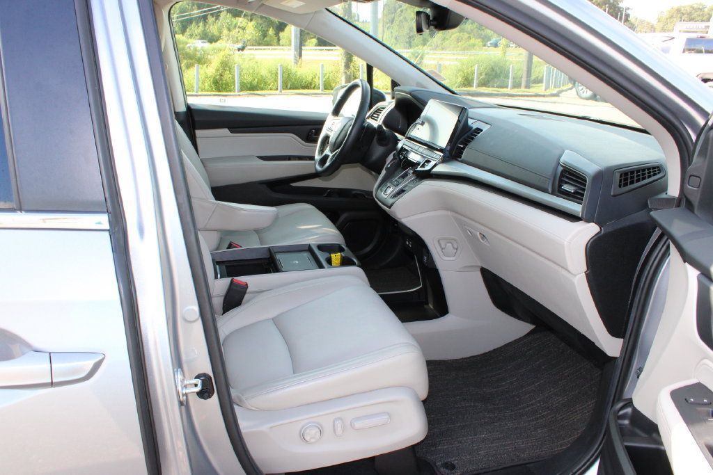 Used 2025 Honda Odyssey EX-L image 10