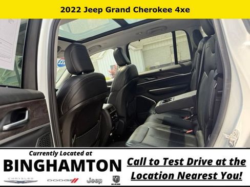 Used 2022 Jeep Grand Cherokee Limited 4xe w/ Luxury Tech Group II AWD/4WD image 17