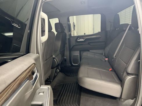 Used 2023 Chevrolet Silverado 1500 LT AWD/4WD image 23