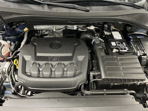 Used 2020 Volkswagen Tiguan S image 33