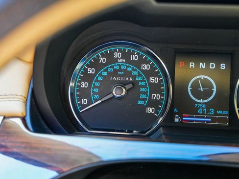 Used 2014 Jaguar XK Convertible image 20