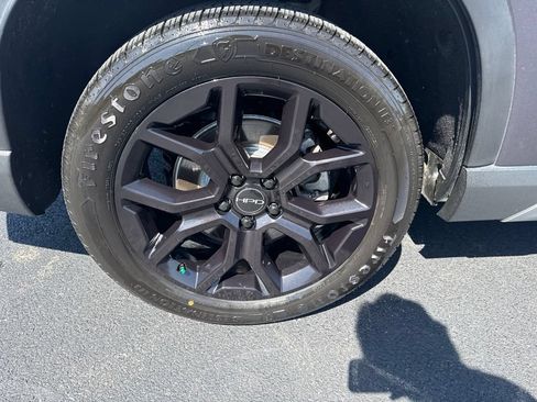 Used 2025 Honda Pilot Elite image 13