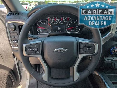 Certified 2022 Chevrolet Silverado 1500 RST AWD/4WD image 18