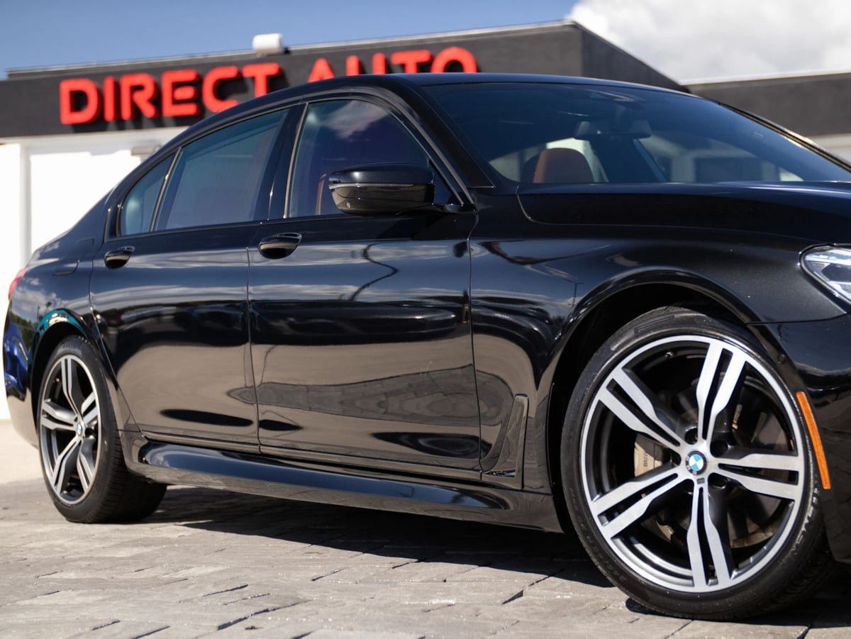 Used 2018 BMW 740i RWD image 3