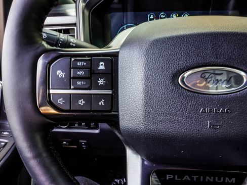 Used 2025 Ford F450 Platinum AWD/4WD image 33
