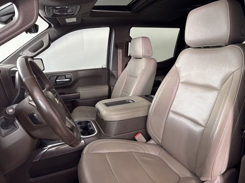 Used 2019 Chevrolet Silverado 1500 LTZ w/ LTZ Premium Package image 16