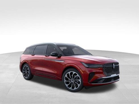 New 2026 Lincoln Nautilus Reserve image 8