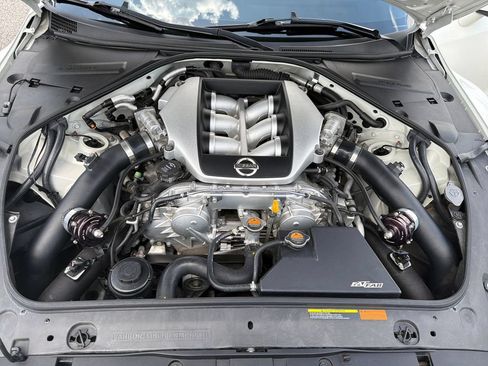 Used 2010 Nissan GT-R Premium AWD/4WD image 22