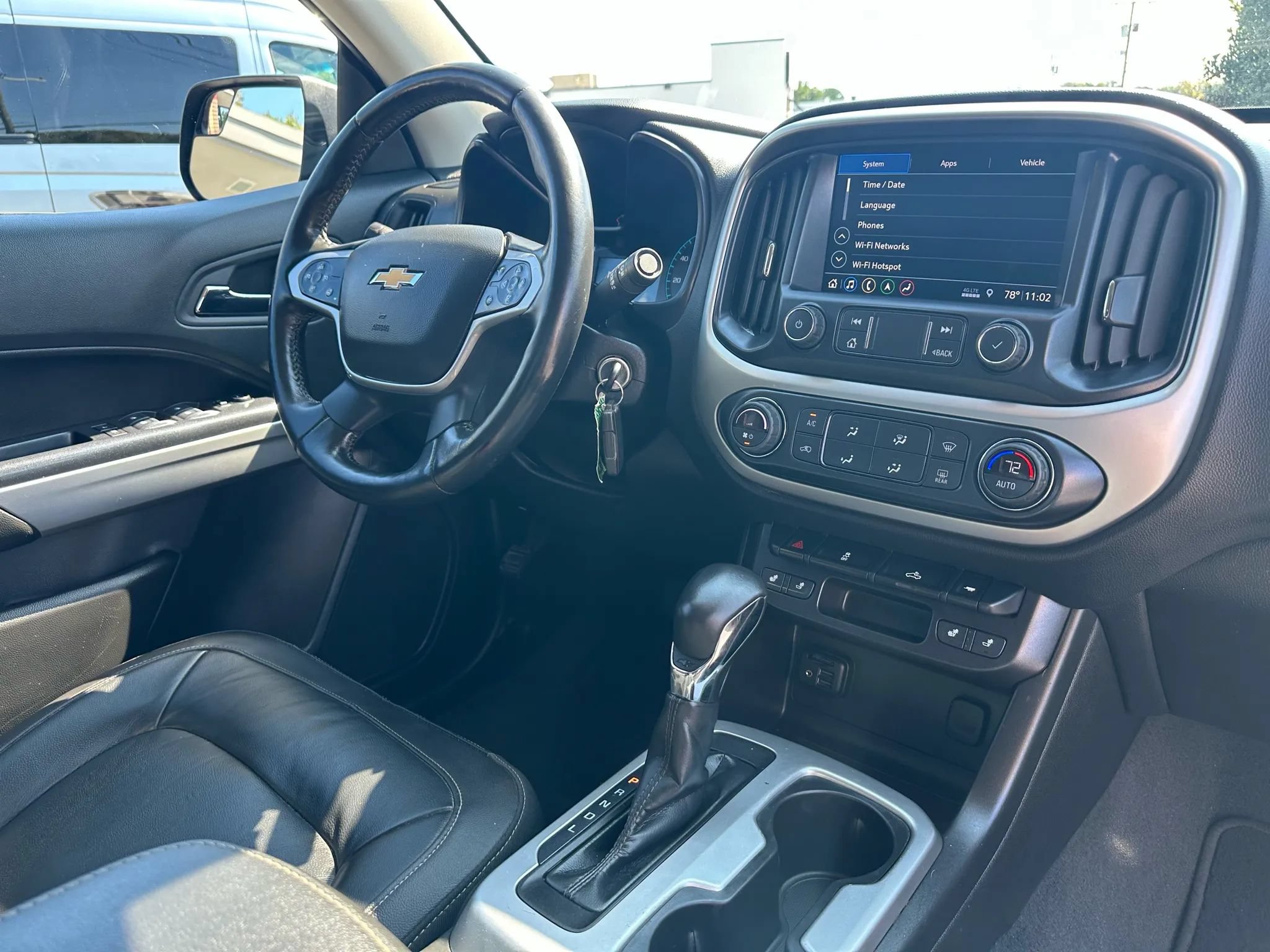 Used 2022 Chevrolet Colorado LT w/ Luxury Package AWD/4WD image 23