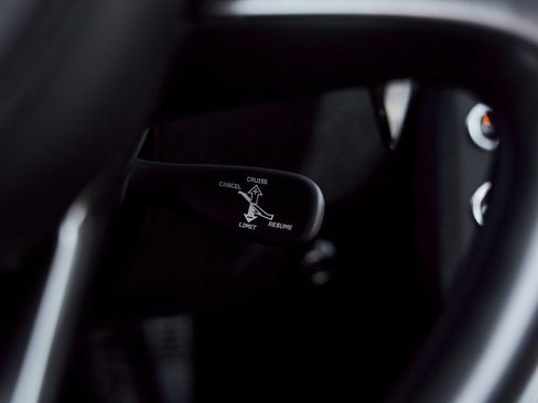 Used 2024 McLaren 750S RWD image 55