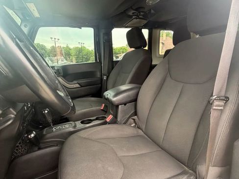 Used 2016 Jeep Wrangler Unlimited Sport w/ Quick Order Package 24S AWD/4WD image 5