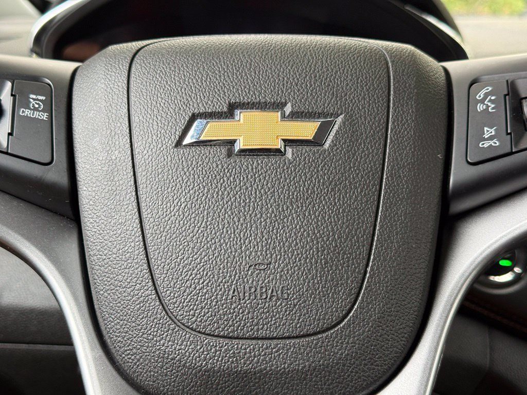 Used 2020 Chevrolet Trax LT w/ Driver Confidence Package FWD image 17
