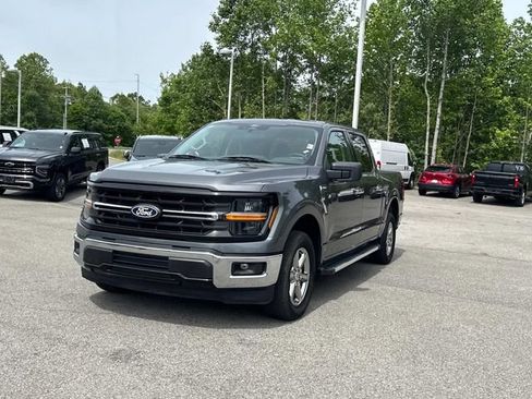 Used 2025 Ford F150 XLT w/ Equipment Group 301A Standard RWD image 8