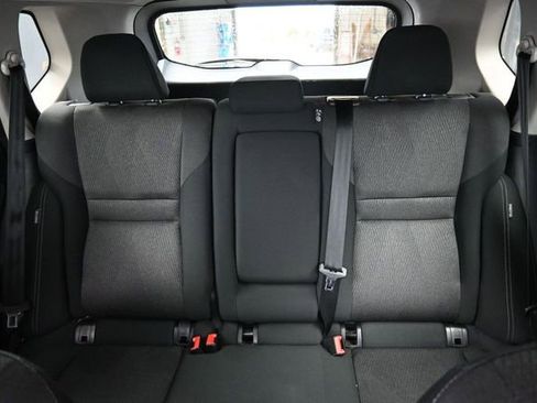 Used 2025 Nissan Rogue SV AWD/4WD image 21