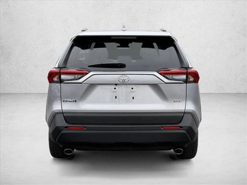 Used 2024 Toyota RAV4 XLE image 6
