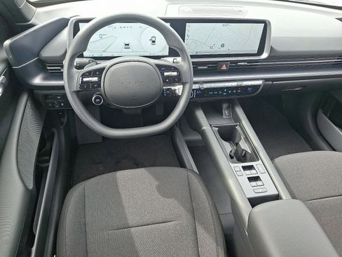 New 2025 Hyundai Ioniq 6 SE image 7
