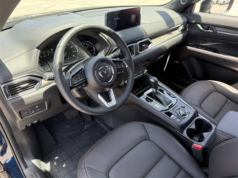 New 2025 MAZDA CX-5 Signature image 8
