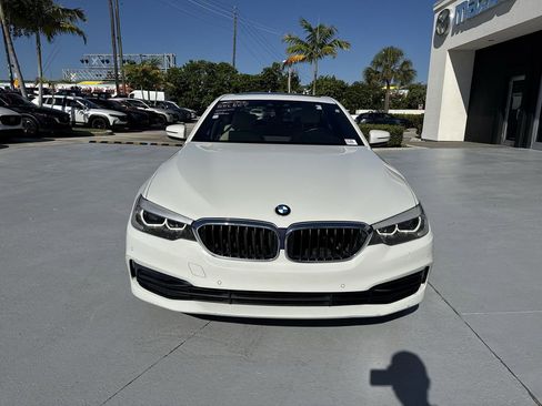 Used 2019 BMW 530i xDrive AWD/4WD image 8