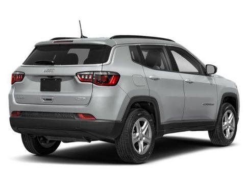 Used 2023 Jeep Compass Limited AWD/4WD image 3