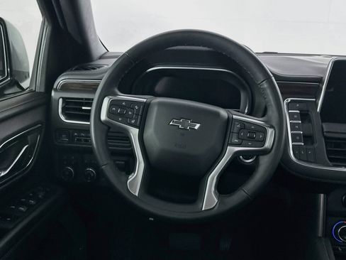 Used 2023 Chevrolet Tahoe Z71 w/ Z71 Off-Road Package AWD/4WD image 18