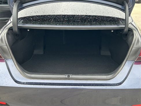 Certified 2020 Toyota Avalon Touring w/ Advanced Safety Package image 13