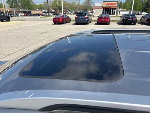 Used 2024 Kia Seltos EX image 8