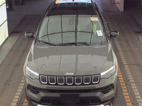 Used 2022 Jeep Compass Limited w/ Elite Group AWD/4WD image 2
