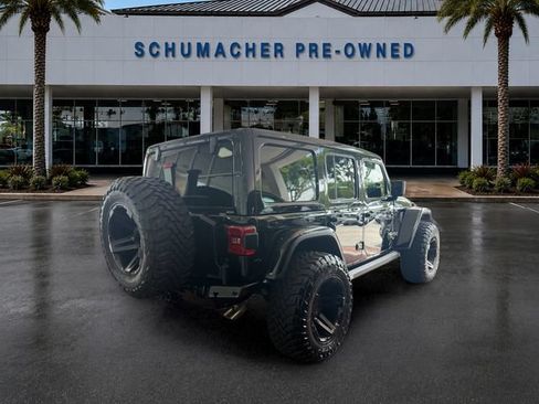 Used 2022 Jeep Wrangler Unlimited Rubicon w/ Trailer Tow Package AWD/4WD image 5