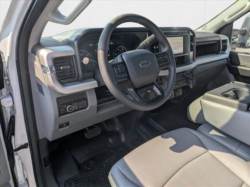 New 2026 Ford F250 XL w/ XL Chrome Package image 2