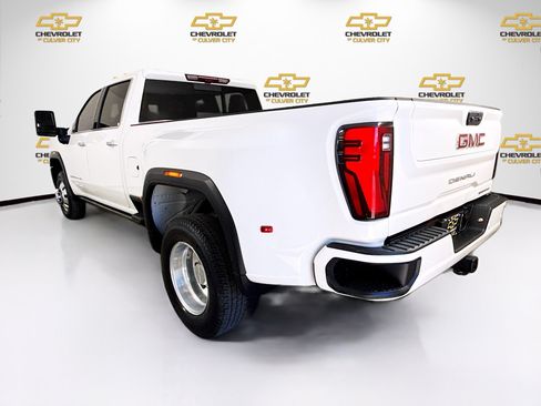 Used 2025 GMC Sierra 3500 Denali w/ Denali Reserve Package AWD/4WD image 6