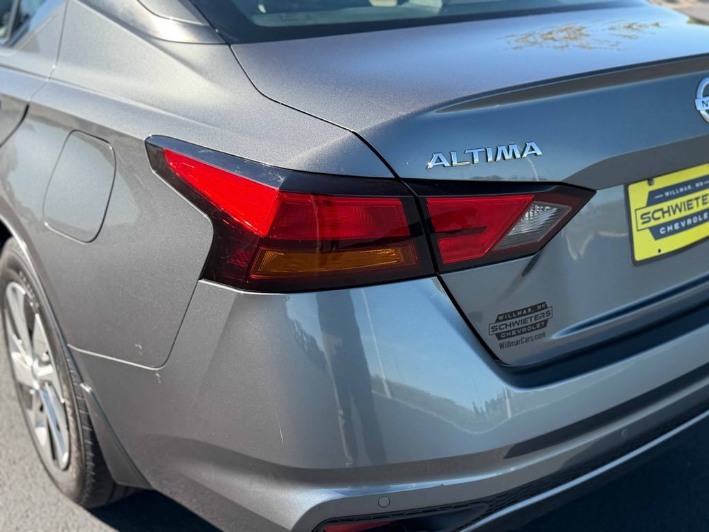 Used 2021 Nissan Altima 2.5 S w/ Driver Assist Package FWD image 9