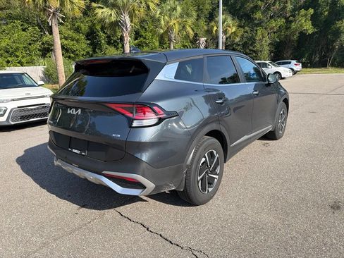 Certified 2025 Kia Sportage LX AWD/4WD image 4
