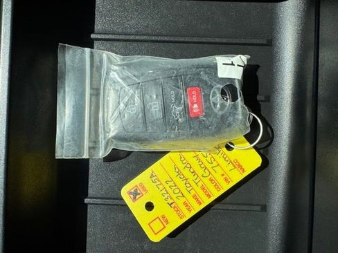 Used 2022 Toyota Tundra Limited image 39