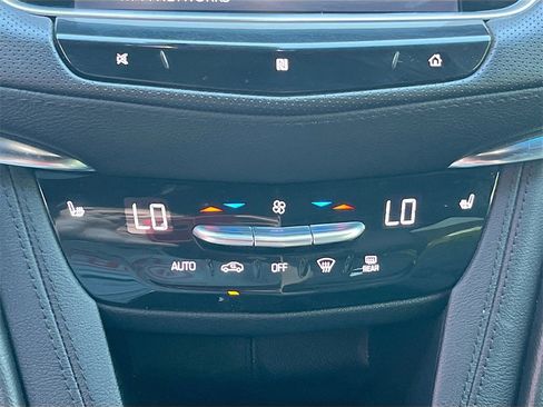 Used 2020 Cadillac XT5 Premium Luxury image 15