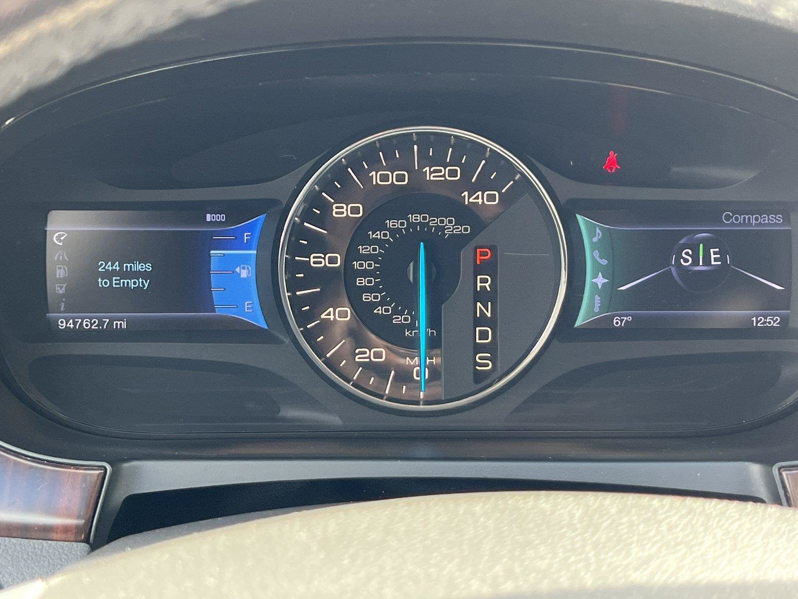 Used 2013 Ford Edge Limited AWD/4WD image 2