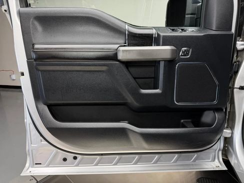 Used 2019 Ford F150 Platinum AWD/4WD image 26