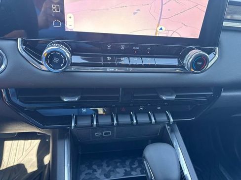 New 2026 GMC Canyon Elevation image 30