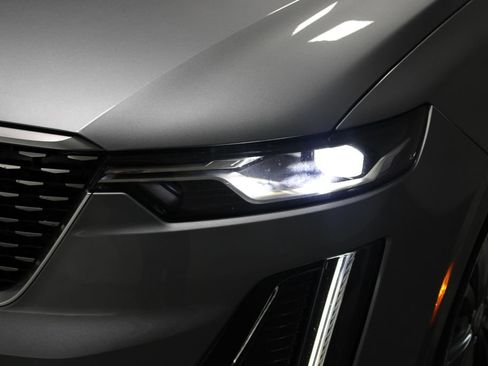 Used 2025 Cadillac XT6 Premium Luxury image 61