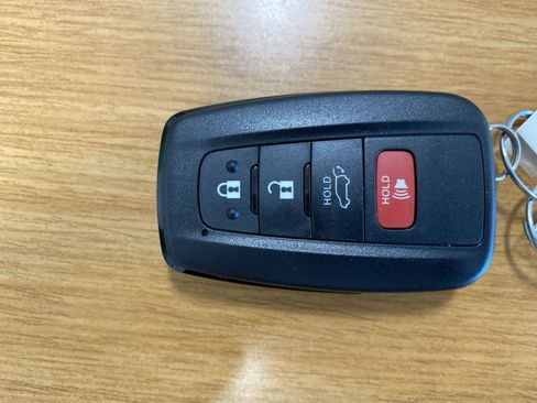 Certified 2024 Toyota RAV4 XLE w/ Convenience Package AWD/4WD image 33