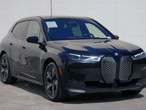 Used 2022 BMW iX xDrive50 w/ Premium Package AWD/4WD image 62