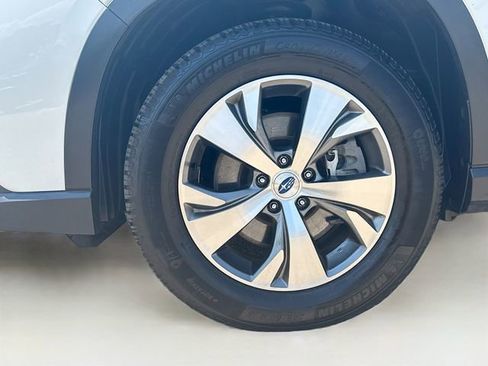 Used 2024 Subaru Ascent Premium AWD/4WD image 31
