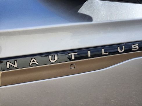 New 2026 Lincoln Nautilus Black Label image 16