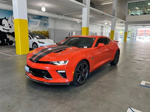 Used 2018 Chevrolet Camaro SS w/ Hot Wheels Edition RWD image 1
