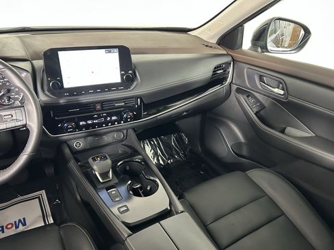 Certified 2023 Nissan Rogue SL w/ SL Premium Package image 40