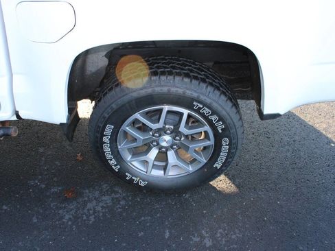 Used 2021 GMC Canyon AT4 w/ Trailering Package image 10