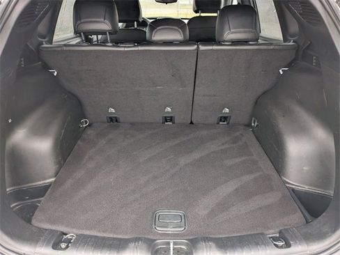 Certified 2024 Jeep Compass Latitude image 27