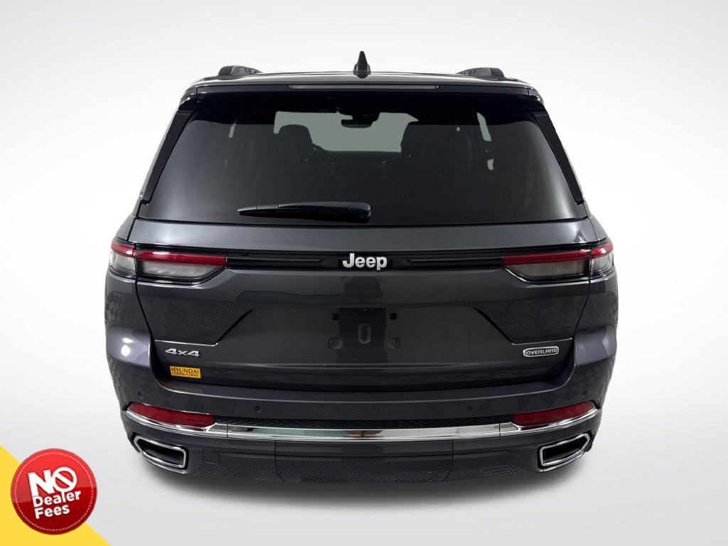 Used 2024 Jeep Grand Cherokee Overland w/ Trailer Tow Package AWD/4WD image 5