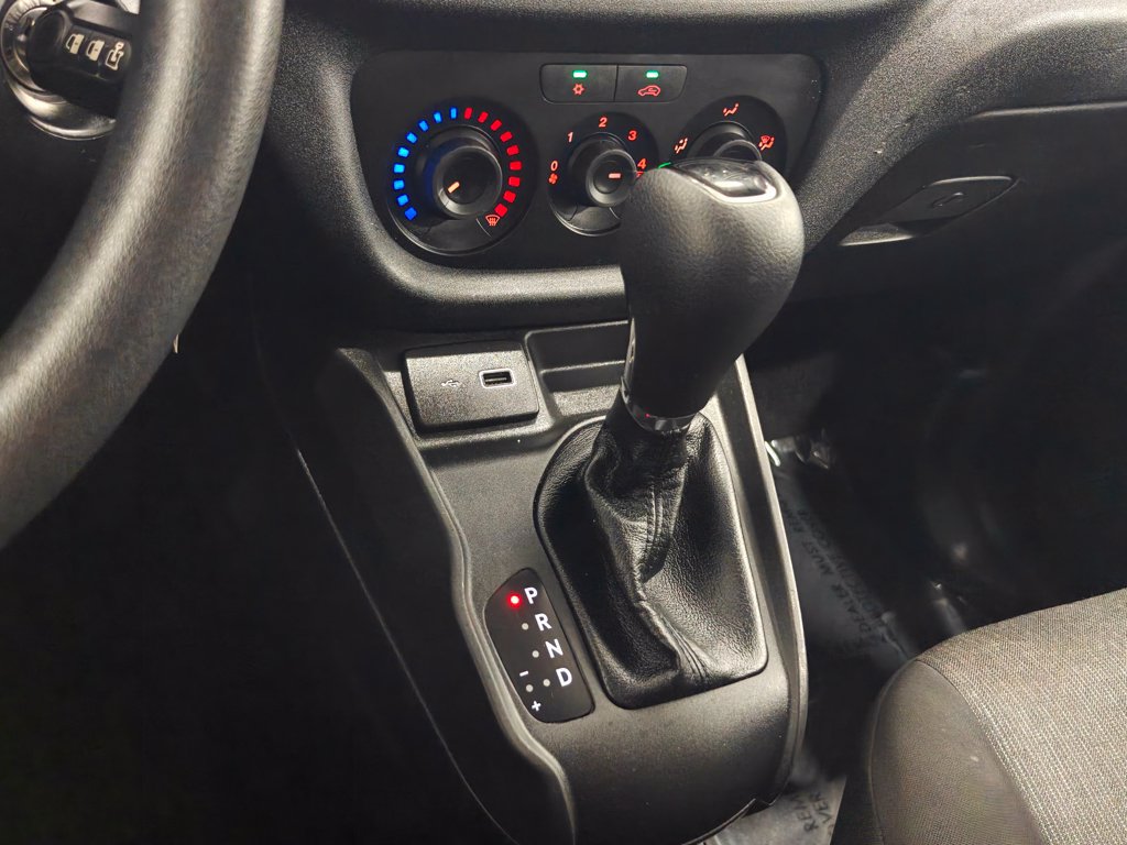 Used 2022 RAM ProMaster City Tradesman FWD image 10